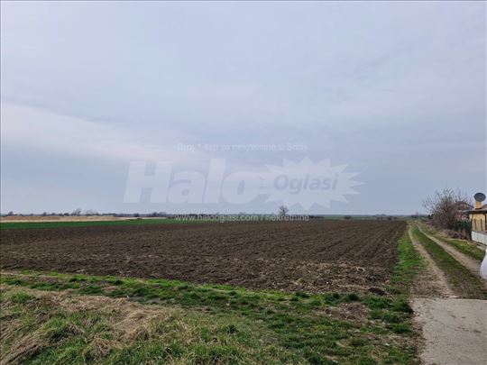 Građevinsko zemljište Ugrinovci