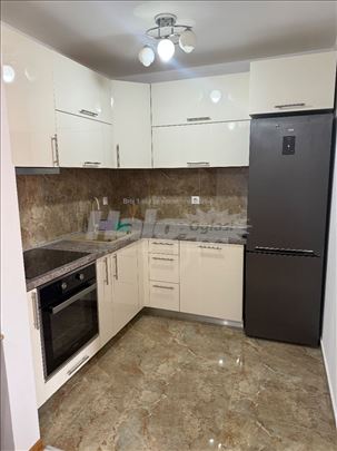 Idajem opremljen stan