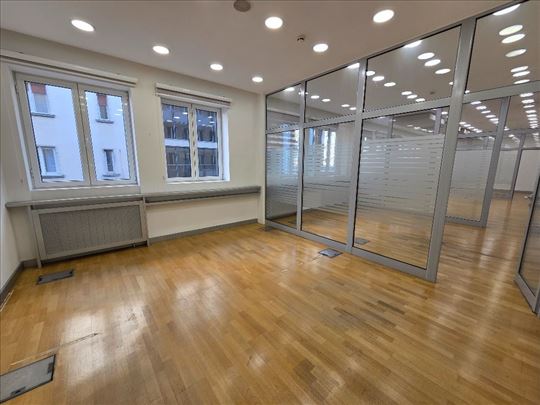 Kancelarije u poslovnoj zgradi centar - Tašmajdan