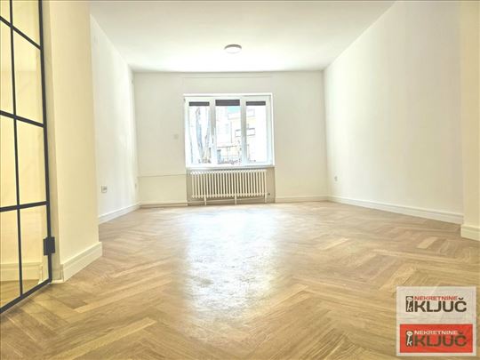 Kod IzvrŠnog VeĆa, 75m2, Trosoban, Renoviran