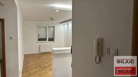 Kod Master Centra, 54m2, Dvosoban, Renoviran