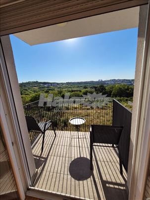 Namešten, nov stan u Mirijevu, Zvezdara