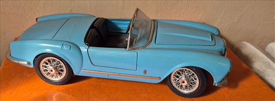 Nebo plava Lancia Aurelia b24 spider 1955  1/18 