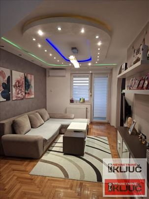 Nova Detelinara, 70m2, Trosoban-Duplex, Moderno na