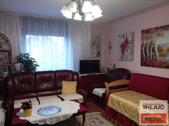 Novo Naselje, 46m2, Jednoiposoban, Fasadna cigla