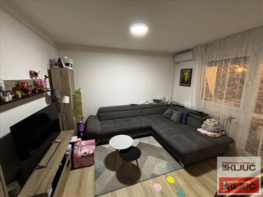 Novo Naselje, 59m2+terase, Dvoiposoban, Delimično 