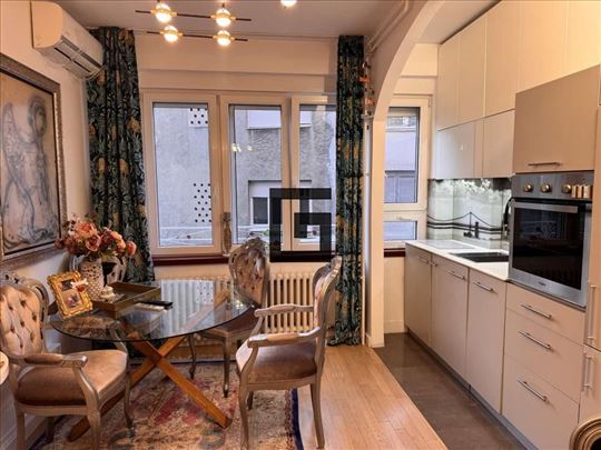 Odmah useljiv-1.5 lux stan-Koče Kapetana-42m2 ID#1