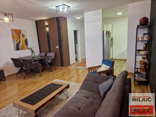 Petrovaradin, 98m2, Četvorosoban, Novogradnja, Vil