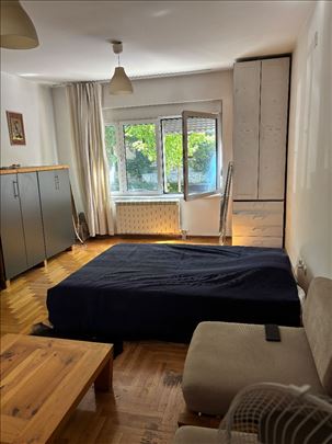 Rent oneroom apartment Vracar Sazonova street