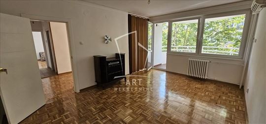 Smart Lux stan na Čukaričkoj padini ID#13358