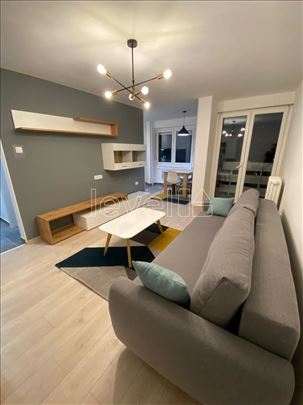 Stan,Novi Sad,Bulevar Oslobođenja,kv: 33.00