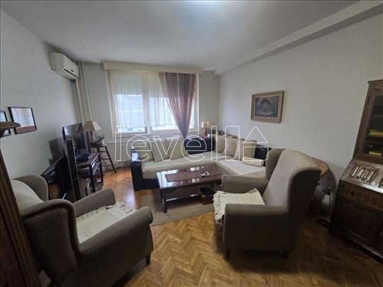 Stan,Novi Sad,Bulevar Oslobođenja,kv: 58.00