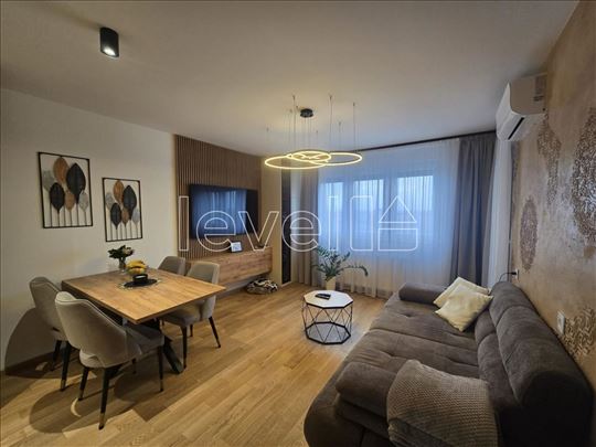 Stan,Novi Sad,Nova Detelinara,kv: 80.00