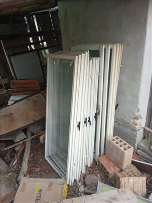 Stari drveni prozori