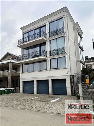 Tatarsko Brdo Izdaje Se Ekskluzivan Stan Sa GaraŽo