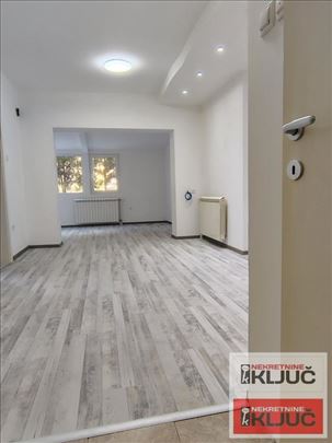 Telep, 50m2, Dvosoban, Prazan