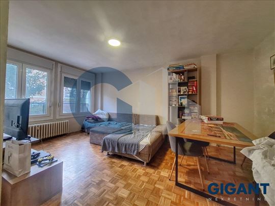 Blok 34, 73m2, pr, cg