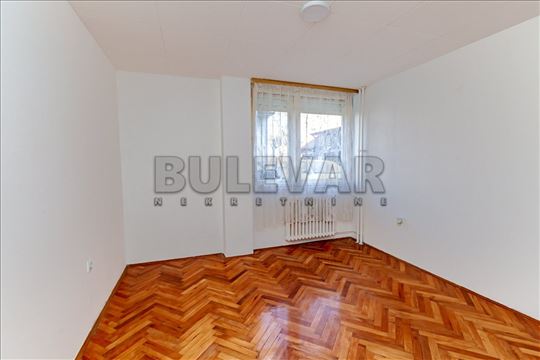 Dvoiposoban stan 66m2, Pantelej