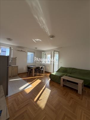 Dvosoban -Ledine,47m2,uknjižen-Hitna prodaja ID#32