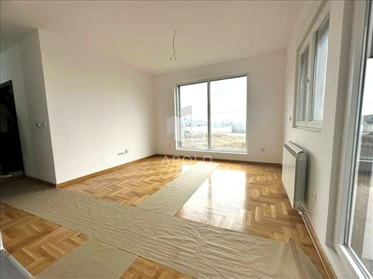 Dvosoban stan – Ledine, Lux novogradnja