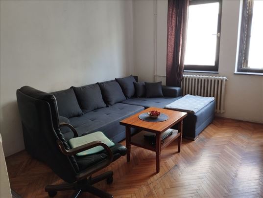 Garsonjera na Grbavici