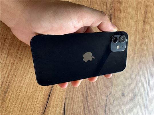 iPhone 12 kao nov 100% baterija