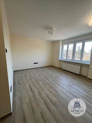 Izdavanje kuće 216m² – stambeno/poslovni prostor –