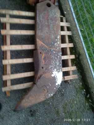 Klin za riper za  buldozer tg 220 tg 170