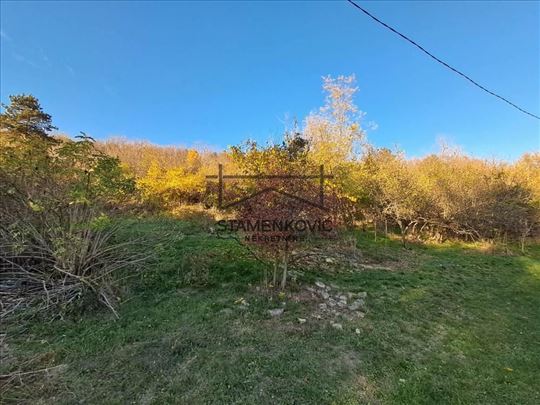 Ležimir- Fruška Gora -zemljište u građevinskom pod
