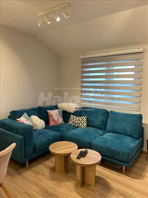 Moderno opremljen stan u mirnom delu Mirijeva