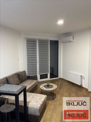 Nova,moderna Useljiva Garsonjera