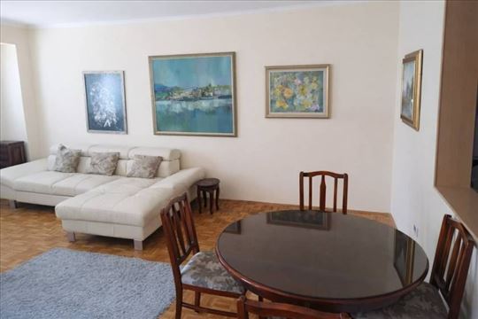 Odličan 3.0 stan kod Arene, Antifašističke borbe