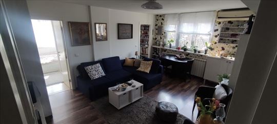 Pere Segedinca, 50m2, 2.5, 4./4, eg ID#1942