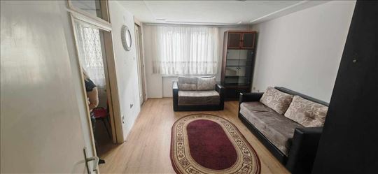 Prodaje se jednosoban stan u Stanovu