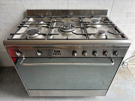 Profesionalni sporet na plin ogromna rerna  SMEG