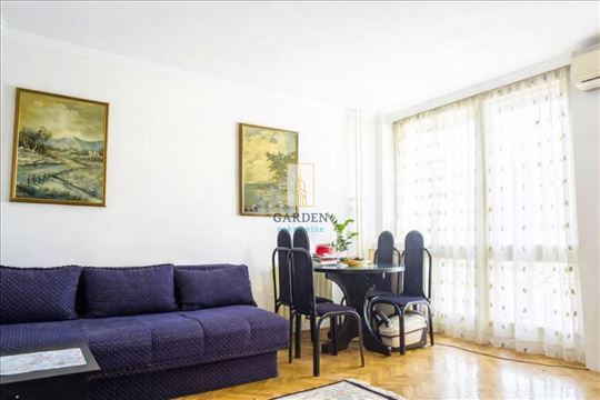 Uknjižena garsonjera na Šumicama