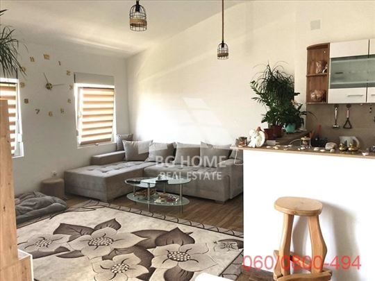 3.0 stan na Ledinama sa parking mestom, Isidore Se