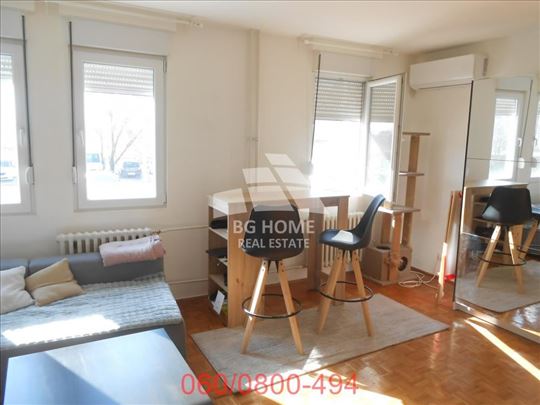 Blok 71, adaptibilan dvosoban stan kraj Save ID#36