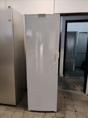 Frizider Simens 355 litara GARANCIJA 12 meseci