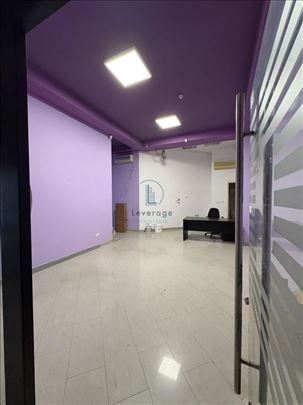 Lokal, Balkanska, 43 m2