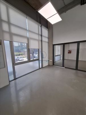 Lokal, Blok 23, 86 m2