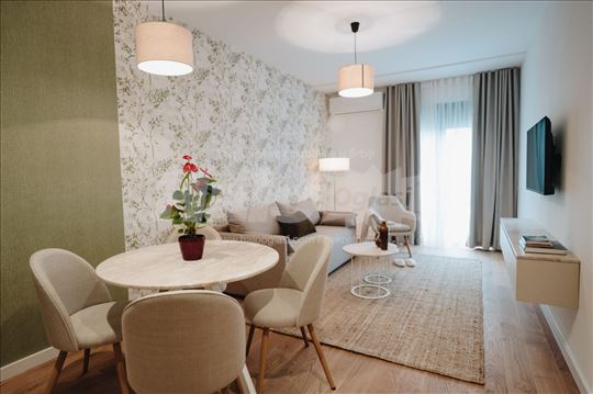 LUX stan u Pegaz Forest Residence, 2.0