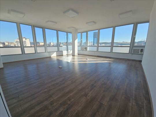 Open space 150 + 4kancelarije+ optika