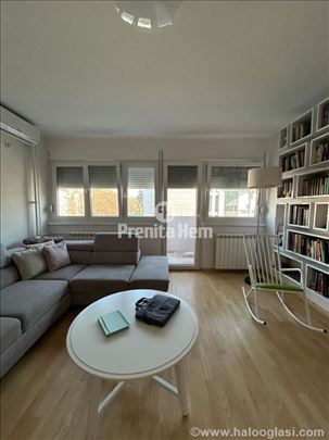 Stočić za dnevni boravak