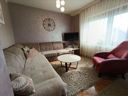 Troiposoban stan u Veterniku!