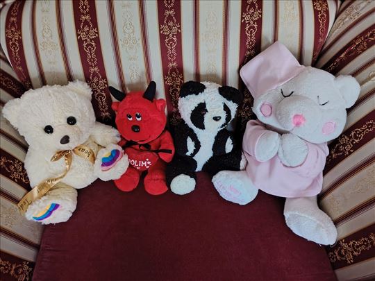 10 plišanih igračaka + 3 jastuka srce