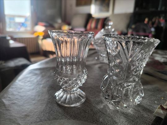 2 male kristalne vaze, , visina 10 cm