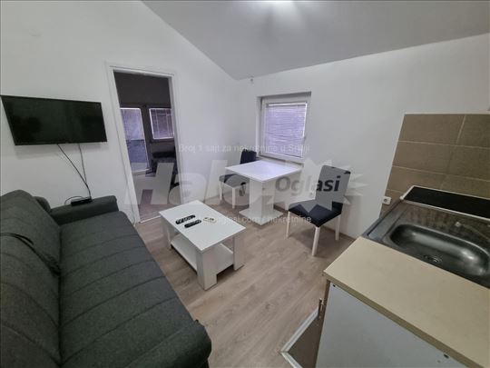 Borca nov lep namesten stan, aut 95,96,85,85