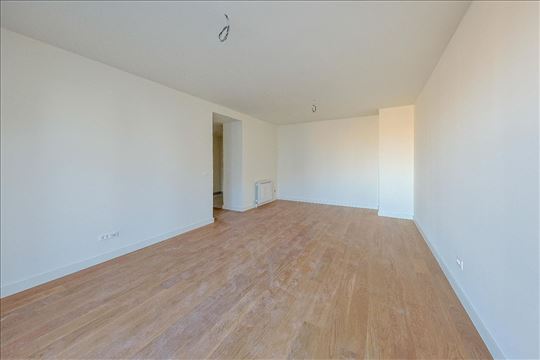  BW IRIS- stan koji postavlja standarde 