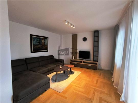 Dorćol, Lux, dvoetažni